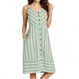 Universal Thread green striped dress